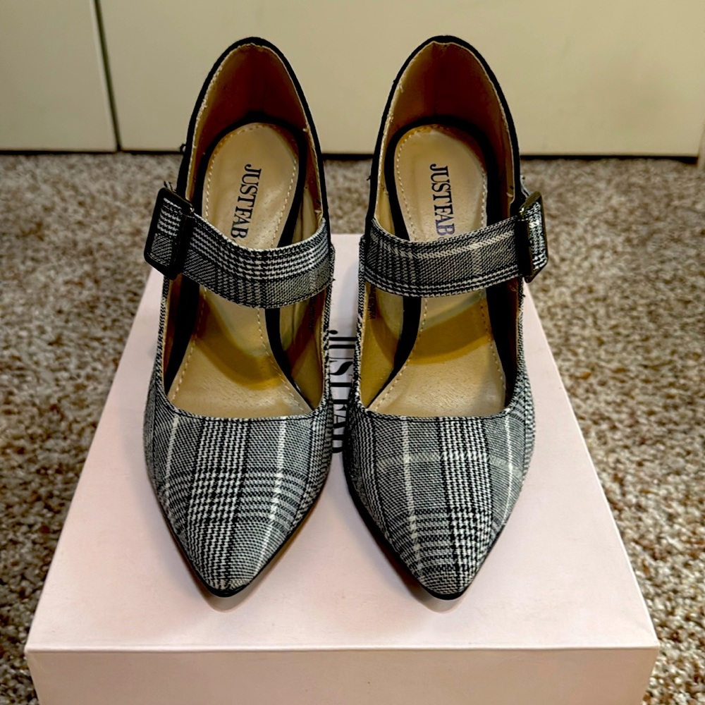 Black and white plaid heels with buckles from JustFab. Size 6